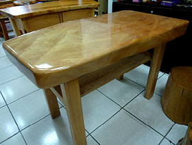 檜木桌